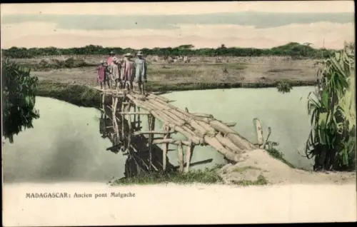 CPA Madagascar, Ancien pont Malgache