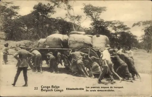 Ak Lubumbashi Elisabethville DR Kongo Zaire, Menschen schieben einen Wagen, große Behälter,  Belg