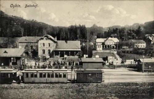 Ak Oybin in der Oberlausitz, Bahnhof, Gleisansicht