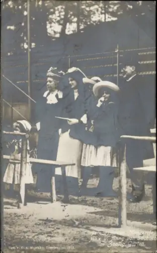 Ak Prinzessinnen Margarete, Alix und Anna von Sachsen im Zoologischen Garten
