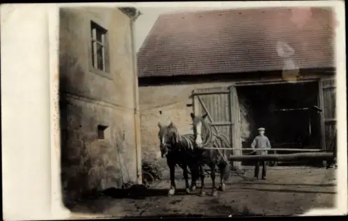 Ak Spitzkunnersdorf Leutersdorf Oberlausitz, Bauer mit Pferdepflug