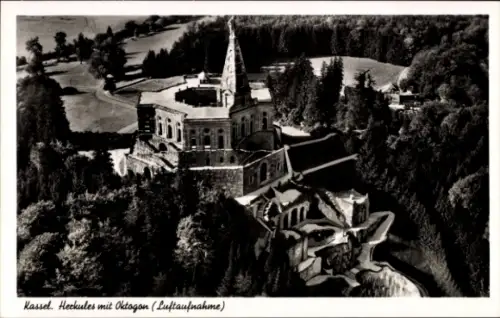 Ak Kassel in Hessen, Luftaufnahme von Herkules mit Oktagon, Kassel