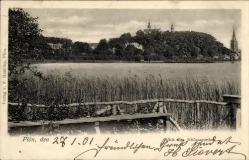 Ak Plön am See Holstein, Blick auf Schlossgarten,  Wasser, Bäume,  von Verlag v. F. Henning