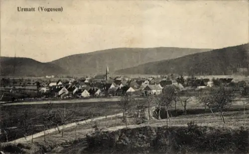 Ak Urmatt Elsass Bas Rhin, Urmatt (Vogesen), Landschaft mit Häusern, Bäume im Vordergrund