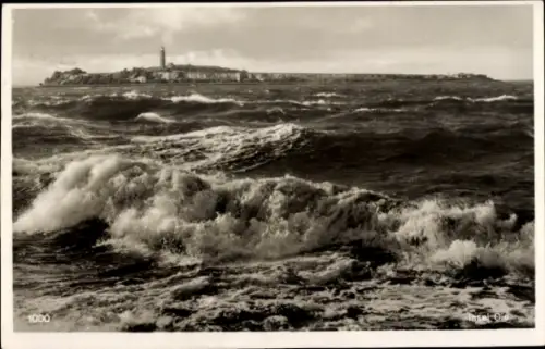 Ak Insel Oie, Greifswalder Oie, Brandung, Gesamtansicht, Leuchtturm