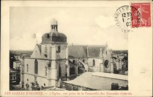 Ak Les Sables d'Olonne Vendée, L'Eglise, vue prise de la Passerelle des Nouvelles Galeries