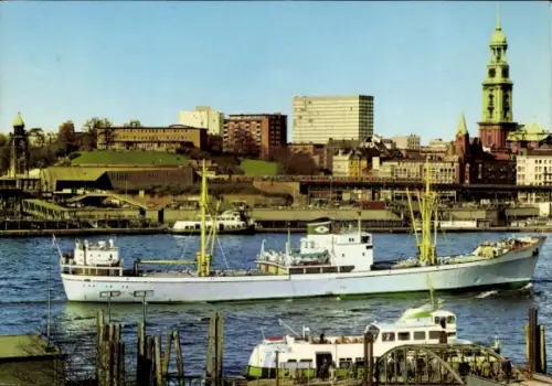 Ak Hamburg, Hafen und St. Michaeliskirche