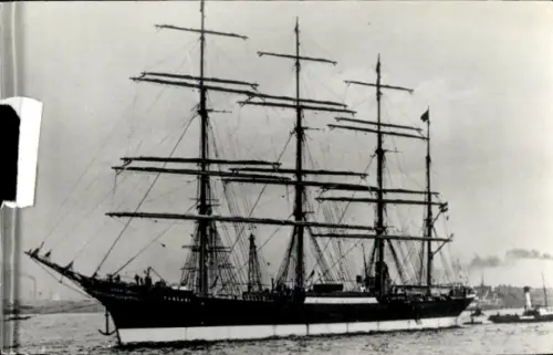 Foto Segelschiff, Viermaster, Schlepper 