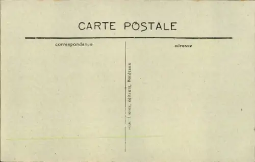 Ak Tarbes Hautes Pyrénées, Bahnhof, Vorplatz