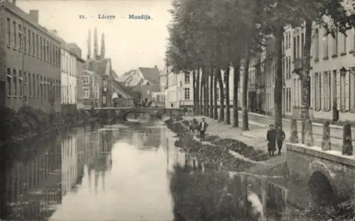 Ak Lier Lierre Flandern Antwerpen, Lierre Mosdijk, Kanal, Bäume, Menschen,  