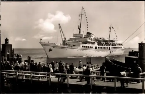 Ak Nordseeheilbad Cuxhaven, Dampfschiff Wappen von Hamburg, HADAG