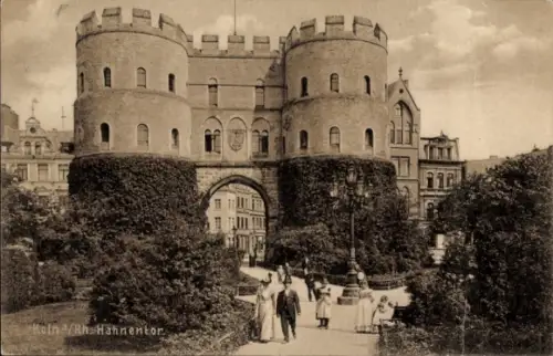 Ak Cöln Köln am Rhein, Hähnentor, Garten, Menschen,  Architektur