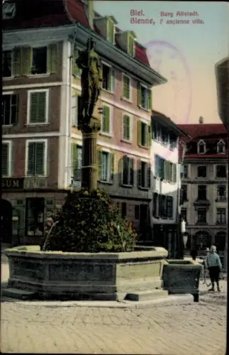 Ak Biel Bienne Kt. Bern, Brunnen mit Statue, Altstadt, Geschäfte,  aus Biel