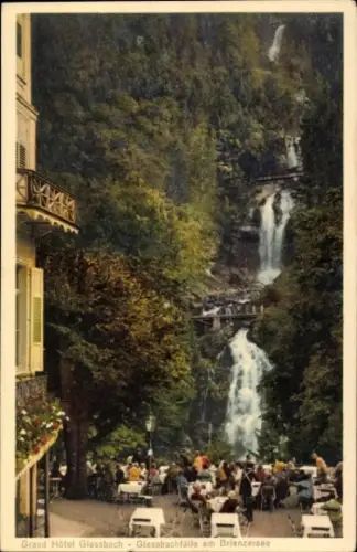 Ak Giessbach am Brienzersee Kanton Bern, Grand Hôtel Giessbach, Giessbachfälle,  Natur, Wasserfal