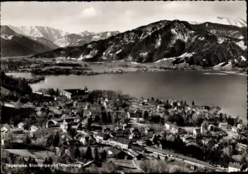 Ak Tegernsee in Oberbayern, Gesamtansicht mit Blauberge und Hirschberg