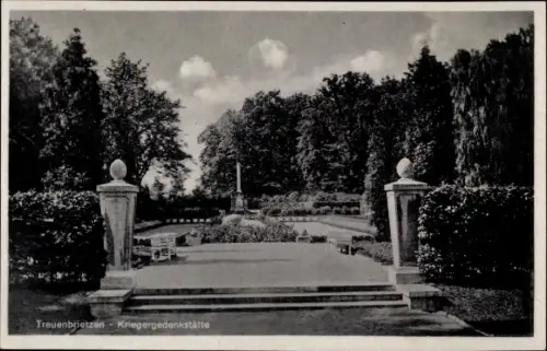 Ak Treuenbrietzen in Brandenburg, Kriegergedenkstätte