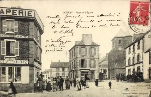 CPA Corlay Côtes d'Armor, Place de l'Eglise