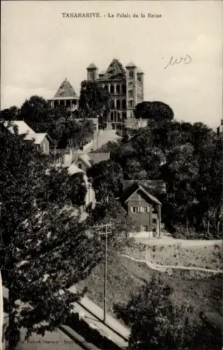 Ak Antananarivo Tananarive Madagaskar, Palais de la Reine,  Häuser, Bäume