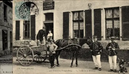 CPA Frontière Franco-Belge, La Visite de la Douane