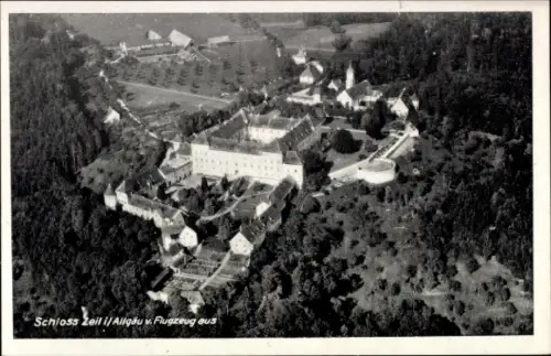 Ak Leutkirch im Allgäu Württemberg, Schloss Zeil, Fliegeraufnahme