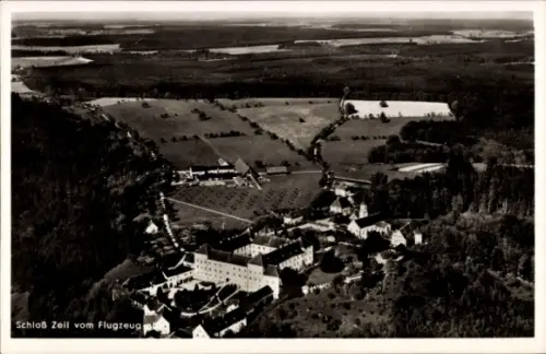 Ak Leutkirch im Allgäu Württemberg, Schloss Zeil, Fliegeraufnahme