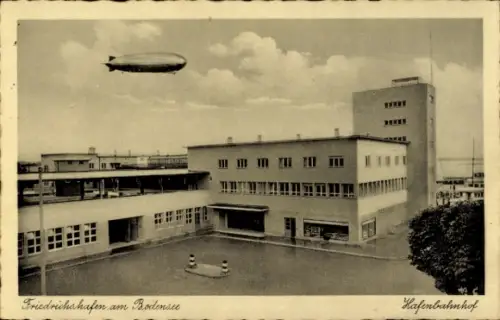 Ak Friedrichshafen am Bodensee, Hafenbahnhof, Zeppelin