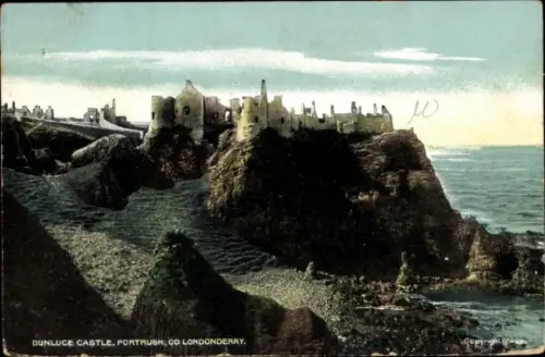 Ak Portrush Irland, general view of Dunluce Castle, Londonderry