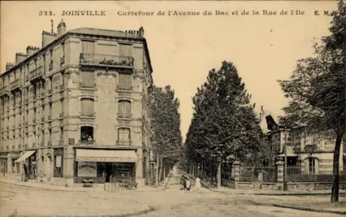 CPA Joinville Val de Marne, Carrefour de l'Avenue du Bac et de la Rue de l'Ile