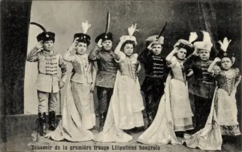CPA Premiere troupe Liliputtens hongrois