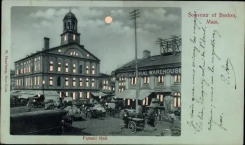 Halt gegen das Licht Mondschein PC Boston, Massachusetts, USA, Faneuil Hall
