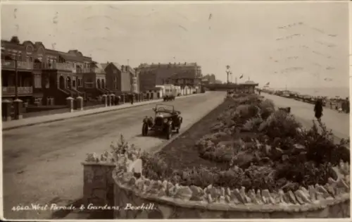 Ak Bexhill on Sea Sussex England, West Parade, Gardens