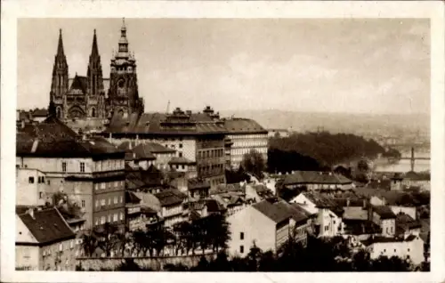 Ak Hradčany Hradschin Praha Prag Tschechien, Prager Burg, St. Vitus Kathedrale, Stadtansicht,  