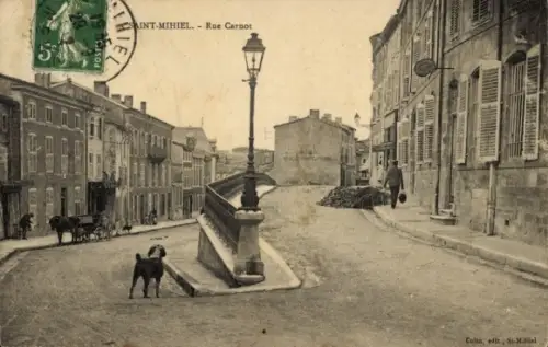 CPA Saint-Mihiel Meuse, Rue Carnot