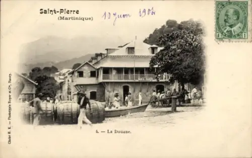 Ak Saint Pierre Martinique, La Douane