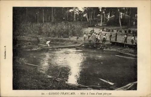 Ak Pool Malebo Stanleypool DR Kongo Zaire,  Pirogge wird ins Wasser gelassen, Menschen am Ufer