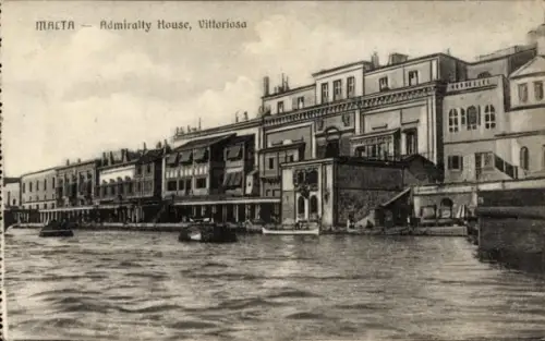 Ak Vittoriosa Malta, Admiralty House,  Malta, Wasseransicht,  Gebäude