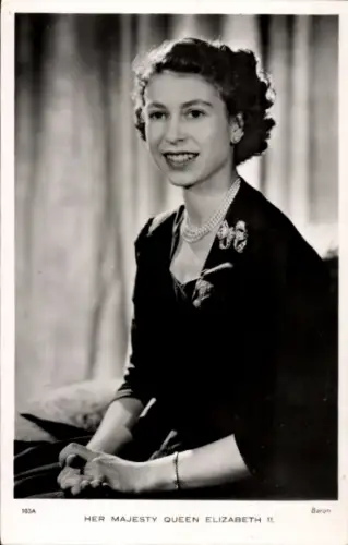 Ak Königin Elisabeth II., Portrait