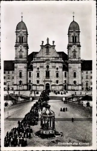 Ak Einsiedeln Kanton Schwyz Schweiz, Klosterkirche, Pilger, Wallfahrt, Jakobsweg