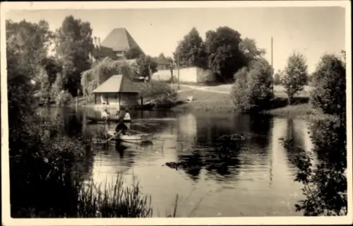 Ak Grillenburg Tharandt Sachsen, Tharander Wald,  Wasserlandschaft, Ruderer, Bäume