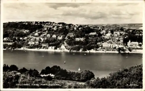 Ak Salcombe Devon, Panorama von  Wasser, Boote, Hügel, Häuser