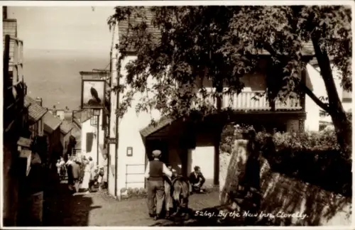 Ak Clovelly Devon England, By the New Inn