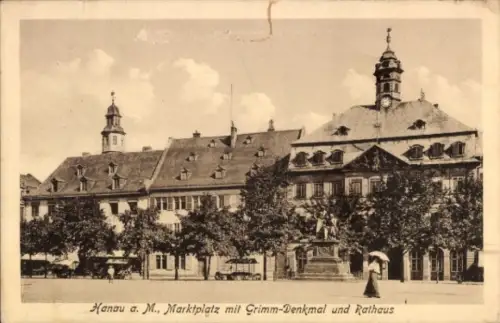 Ak Hanau am Main, Marktplatz, Grimm-Denkmal, Rathaus,  