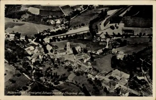 Ak Mühlenbach im Schwarzwald, Luftaufnahme von  Schwarzwald, Text: Mühlenbach Kinzigtal, Flugzeug