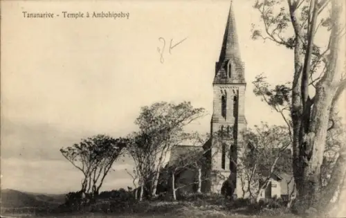Ak Antananarivo Tananarive Madagaskar, Kirche, Bäume, Landschaft,  Ambohipotsy