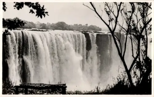 Ak Victoria Falls Zimbabwe Simbabwe, View of the Main Falls from the Rainforest, Wasserfall