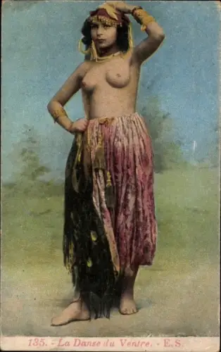 Ak Maghreb, Barbusige Tänzerin