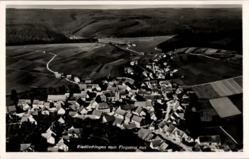 Ak Riedöschingen Blumberg am Schwarzwald, Fliegeraufnahme