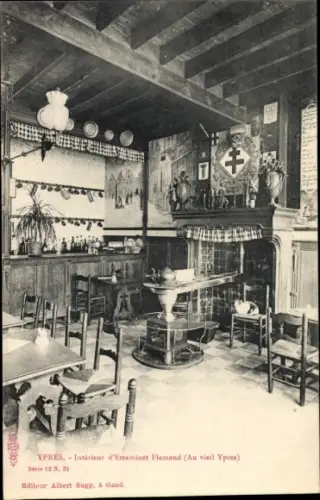 Ak Ypres Westflandern, Interieur d'Estaminet Flamand