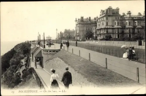 Ak Folkestone Kent England, On the Leas