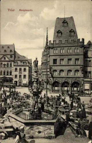 Ak Trier an der Mosel, Hauptmarkt  Brunnen,  Gebäude, Menschen, Marktstände